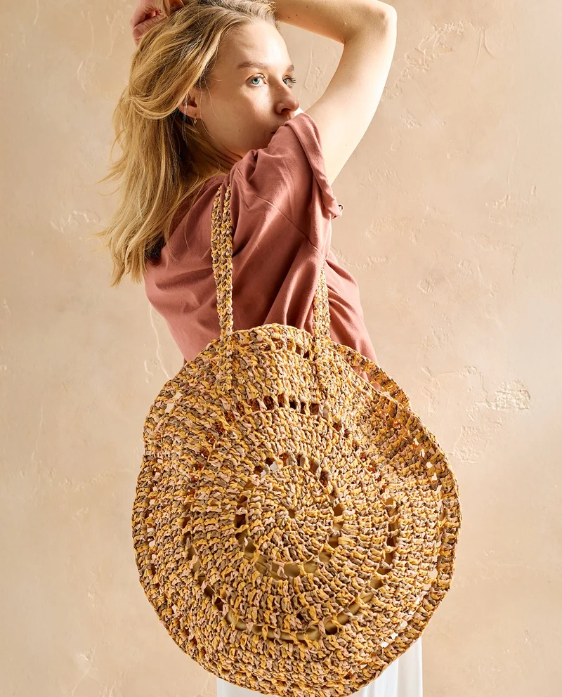 Sac en raphia au crochet