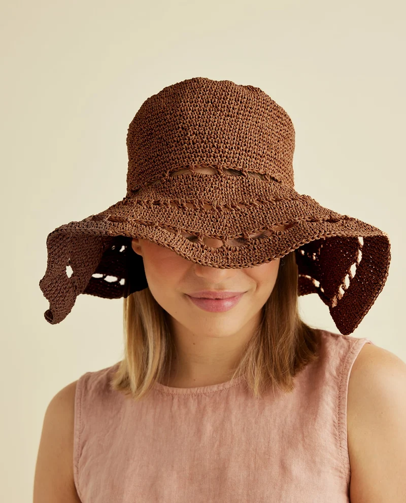 Chapeau raphia au crochet