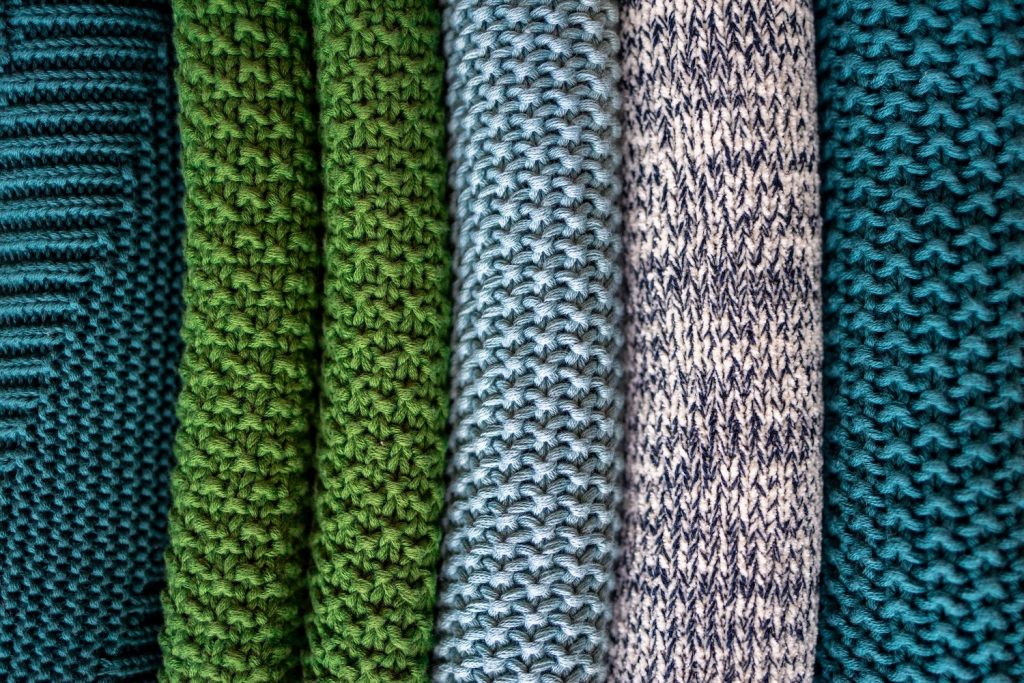 Apprendre à tricoter des points plus techniques