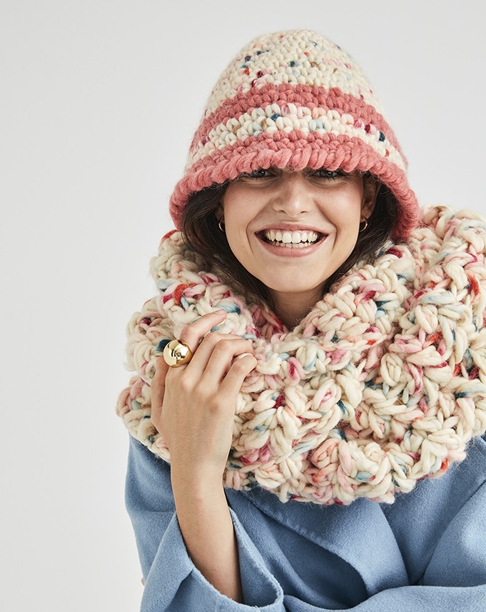 Faire un snood avec les bras