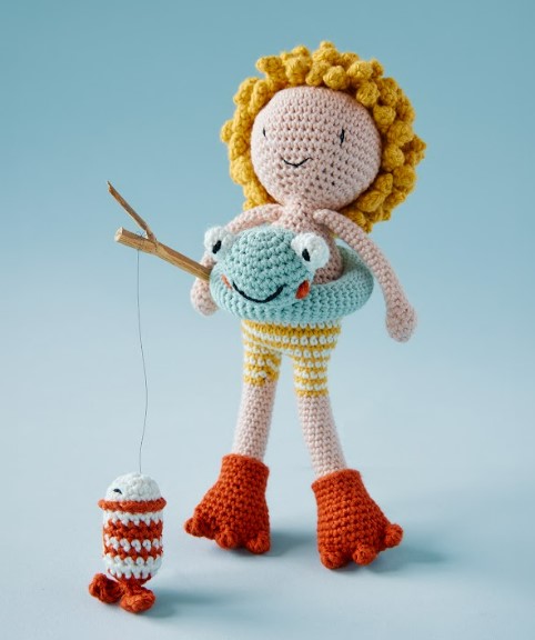 Comment-faire-une-poupee-au-crochet-facilement