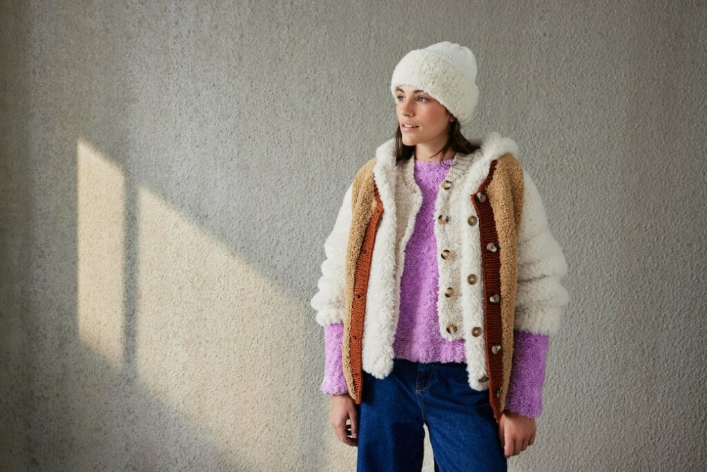 comment coudre des boutons sur un vêtement